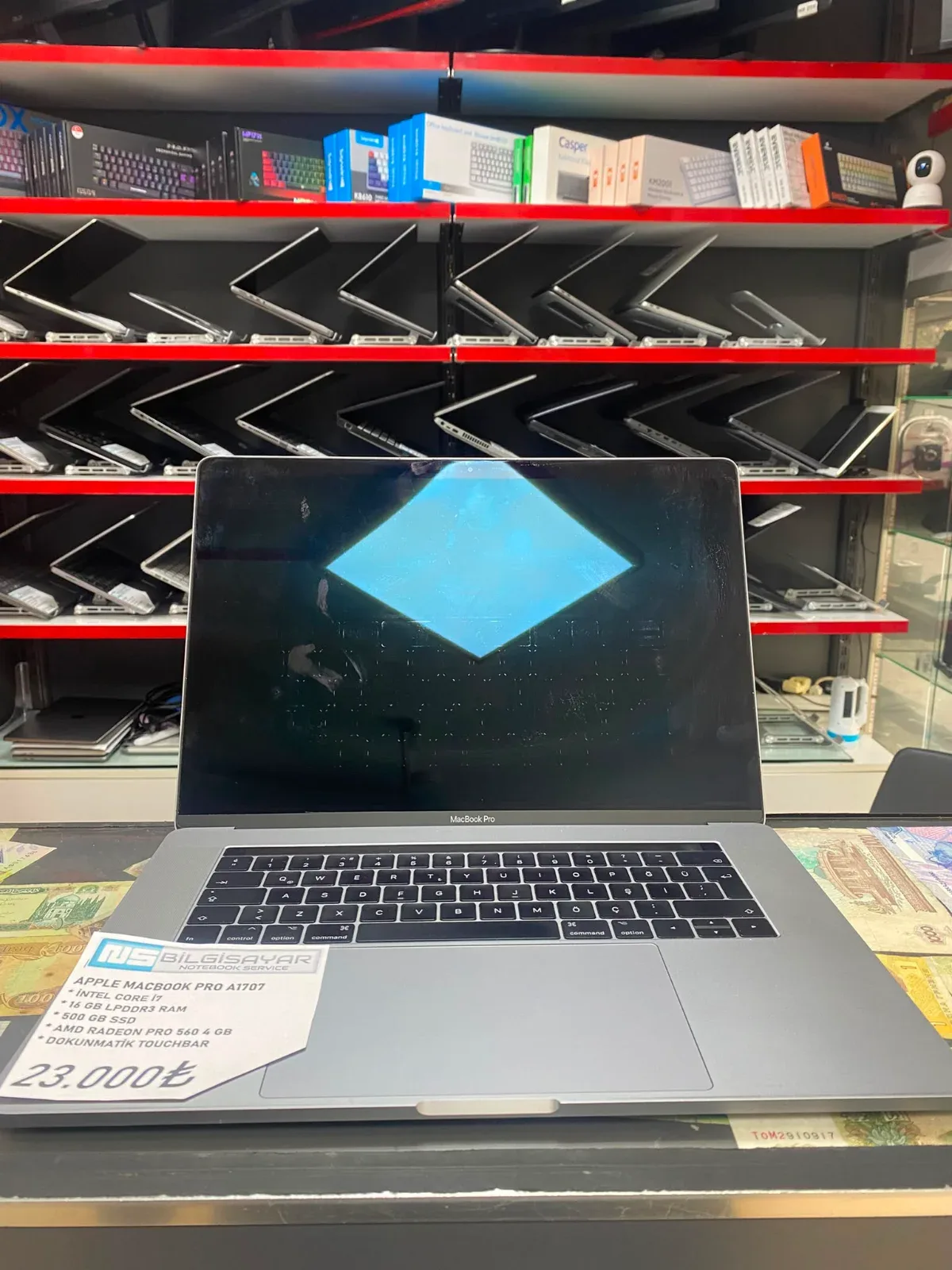 APPLE MACBOOK PRO A1707 | 008