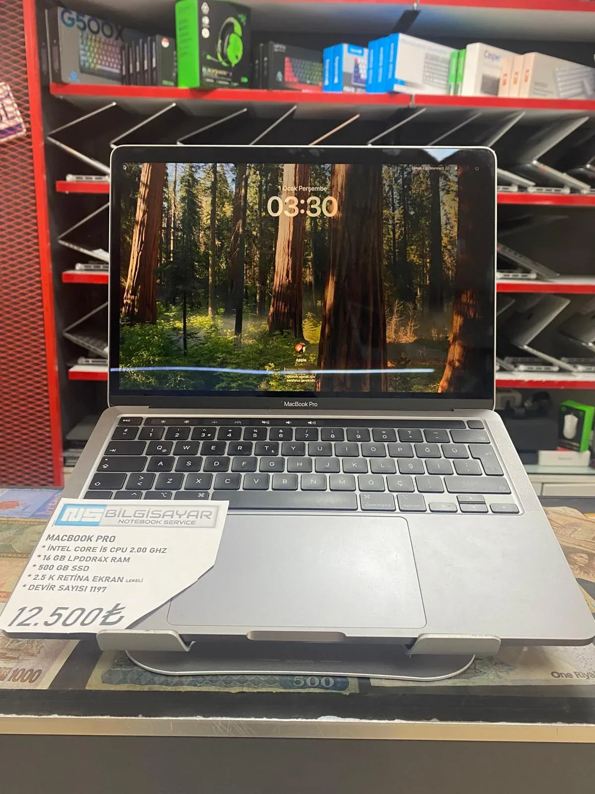 APPLE MACBOOK PRO | 133