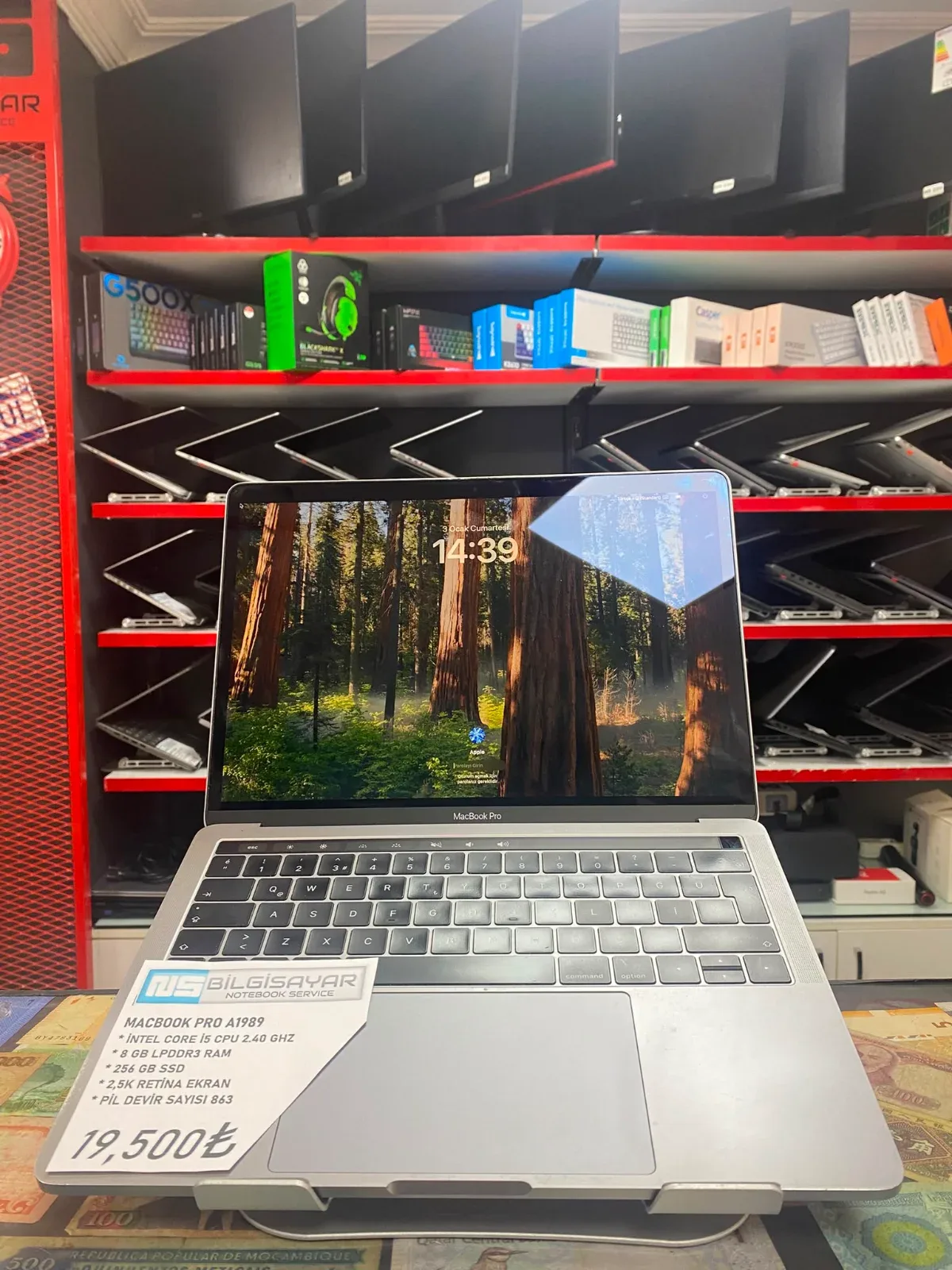 APPLE MACBOOK PRO A1989 | 031