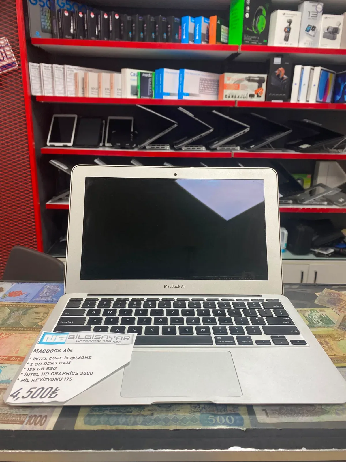 APPLE MACBOOK AIR | 080